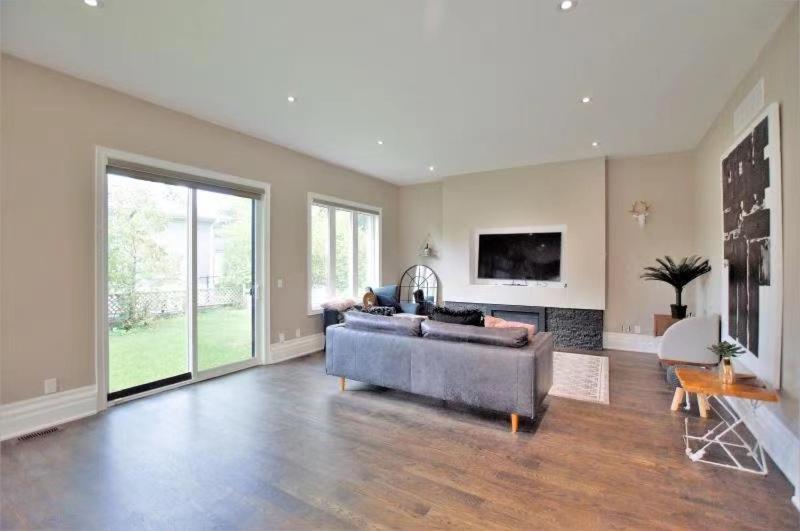 Modernized Five Bedroom Villa Richmond Hill Buitenkant foto